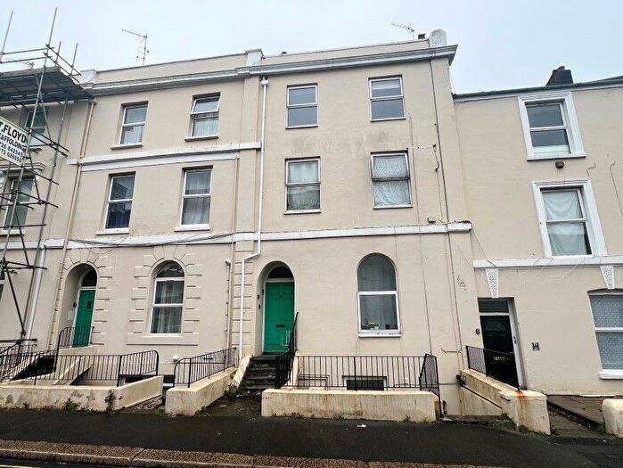 1 Bedroom Flat For Sale In Second Floor Flat, Melbourne Street, Plymouth, Devon, PL1