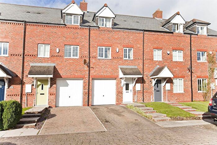 3 Bedroom Town House For Sale In Burdon Walk, Castle Eden, Hartlepool, TS27