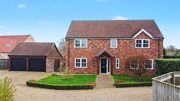 4 Bedroom Detached House For Sale In Cobbs Hill, Terrington St. Clement, King's Lynn, PE34