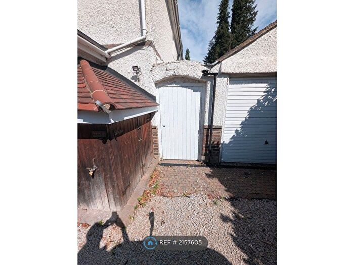 1 Bedroom Flat To Rent In Ballards Way, London, CR0