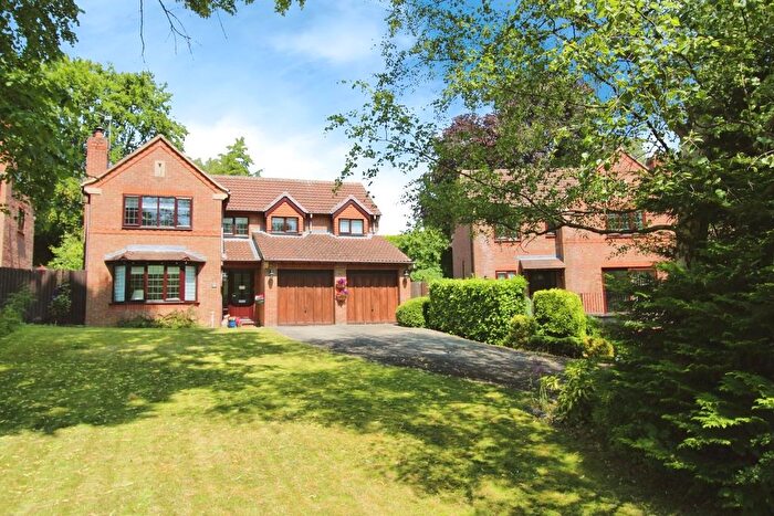 4 Bedroom Detached House For Sale In Mallard Walk, Boroughbridge, York, YO51