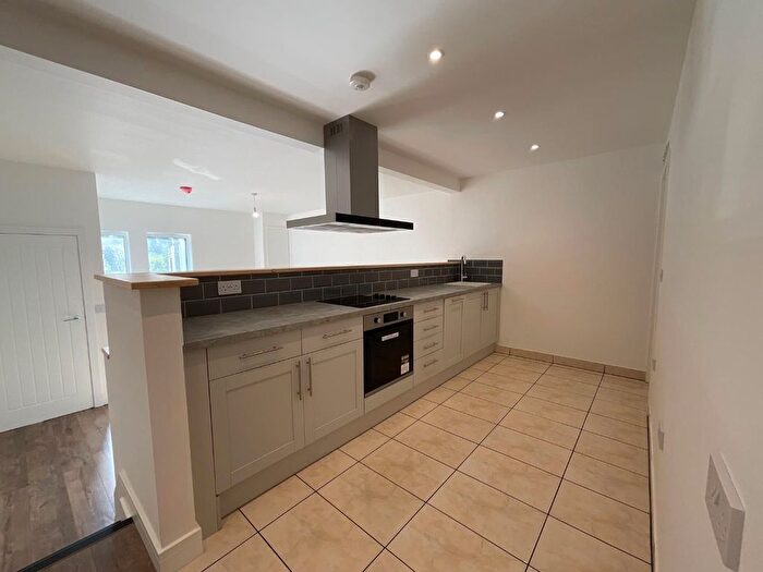 2 Bedroom Flat To Rent In Bell Hill Road, St George, Bristol, BS5