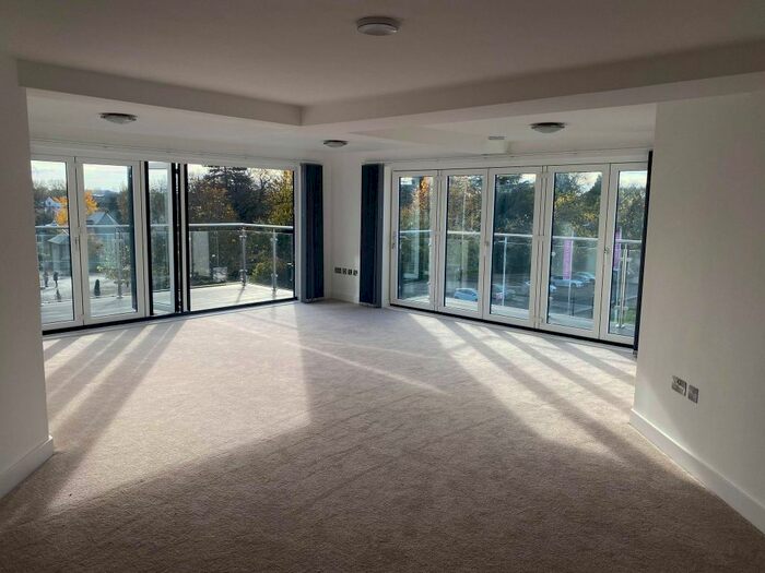 3 Bedroom Flat To Rent In Newbold Street, Leamington Spa, CV32