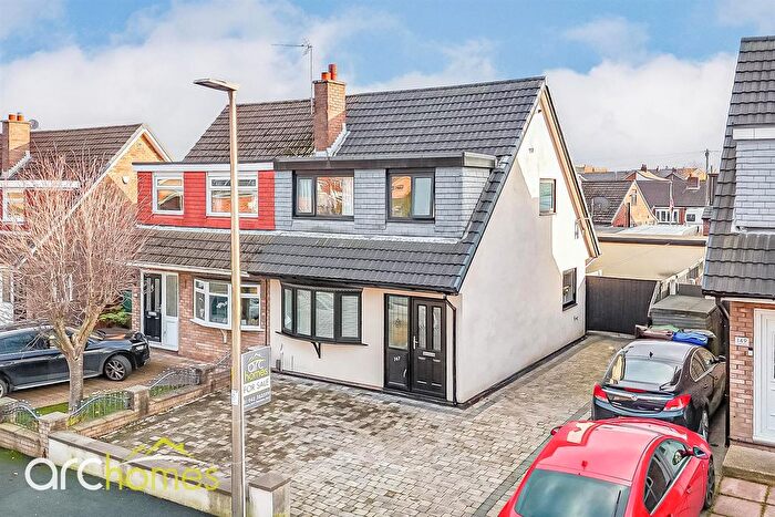 3 Bedroom Semi-Detached House For Sale In Taylor Road, Hindley Green, Wigan, WN2