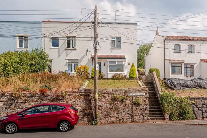 2 Bedroom Semi-Detached House For Sale In Mount Pleasant, Pill, Bristol, BS20