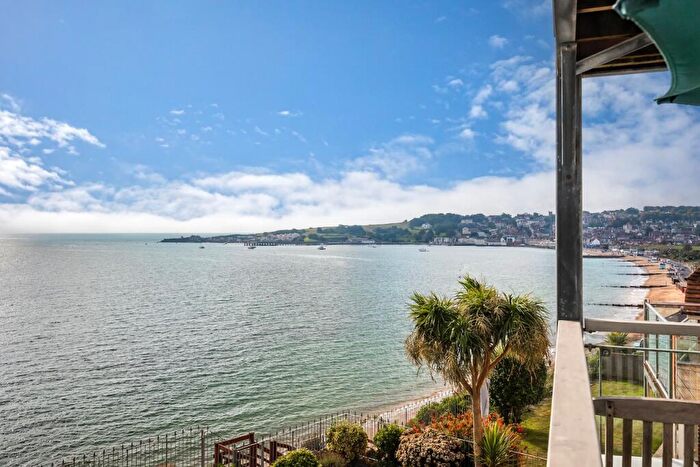 3 Bedroom Flat For Sale In Highcliffe Road, Swanage, BH19