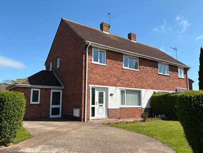 3 Bedroom Semi-Detached House For Sale In Albany Close, Skegness, Lincolnshire, PE25