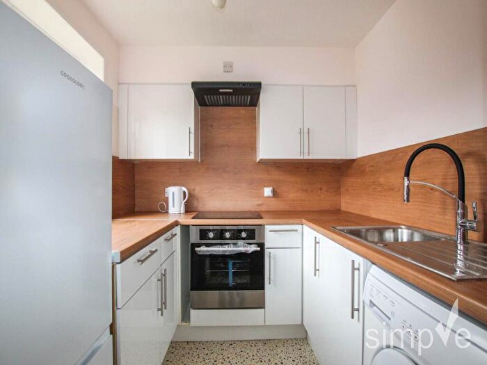 1 Bedroom Flat To Rent In Magpie Close, Colindale, NW9