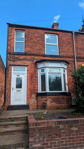 3 Bedroom Semi-Detached House To Rent In Sandsfield Lane, Gainsborough, DN21