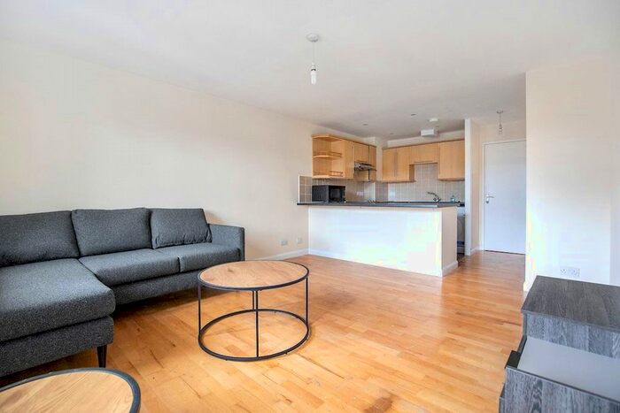 1 Bedroom Flat To Rent In Coleridge Square, London, W13