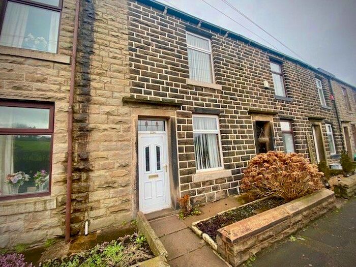 2 Bedroom Terraced House For Sale In Burnley Road, Loveclough, Rossendale, Lancashire, BB4