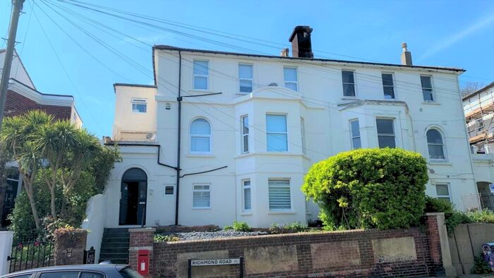 1 Bedroom Flat To Rent In Richmond Road, Brighton, BN2