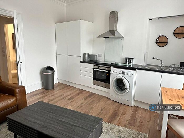 1 Bedroom Flat To Rent In Ffl, Aberdeen, AB10
