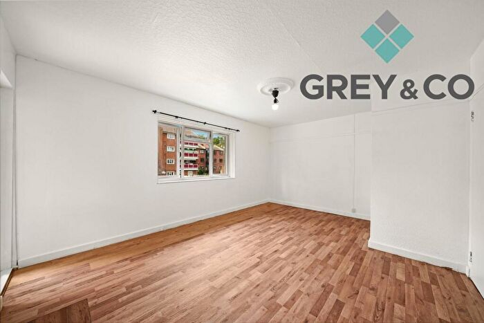 2 Bedroom Flat To Rent In Wembley, Greater London, HA9