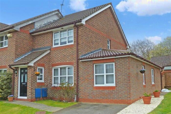 2 Bedroom End Of Terrace House To Rent In Cissbury Close, Horsham, RH12