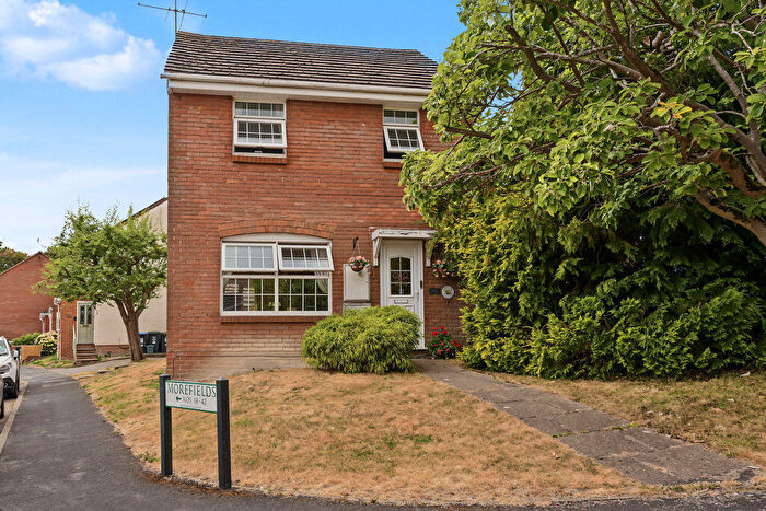 3 Bedroom Detached House For Sale In Morefields, Tring, HP23