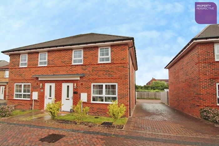 3 Bedroom Semi-Detached House For Sale In Spitfire Drive, Brough, HU15
