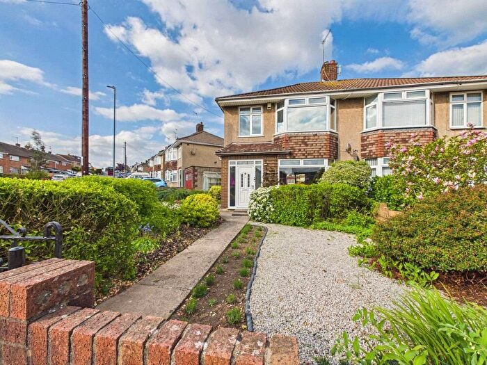3 Bedroom Semi Detached House For Sale In Pound Road, Kingswood, Bristol, BS15