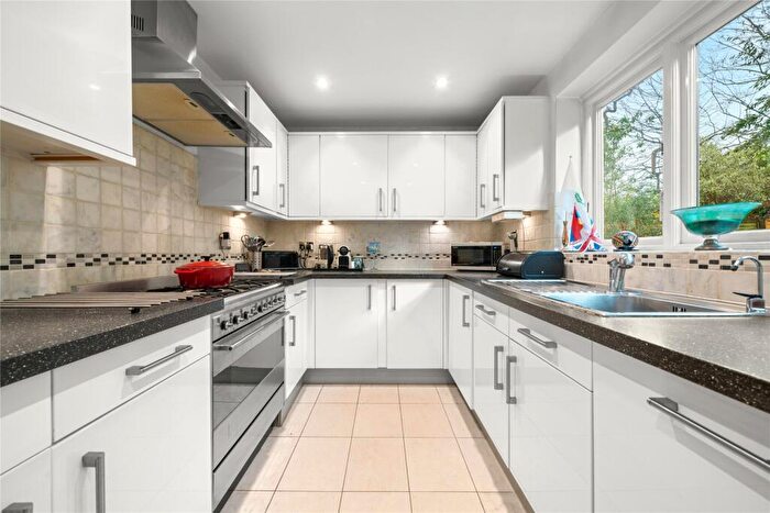 4 Bedroom Detached House For Sale In Netherby Park, Weybridge, Surrey, KT13