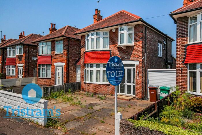 4 Bedroom Detached House To Rent In Ranelagh Grove, Wollaton, Nottingham, NG8