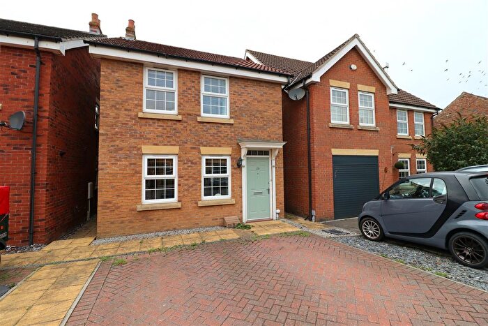 3 Bedroom Detached House For Sale In Ash Grove, Market Weighton, York, YO43