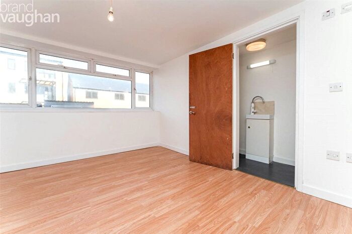 Studio To Rent In Railway Road, Newhaven, East Sussex, BN9