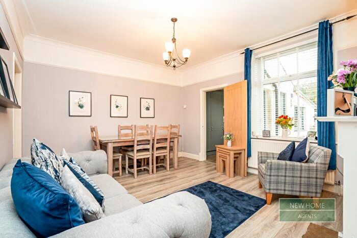 3 Bedroom Terraced House For Sale In Manchester Road, Barnoldswick, Lancashire, BB18