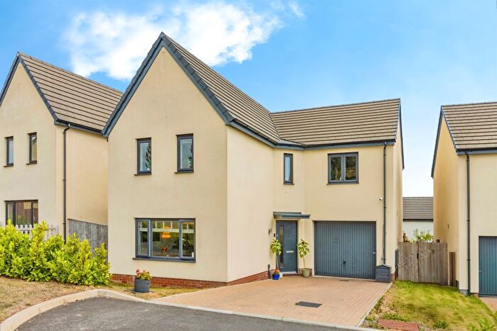 4 Bedroom Detached House For Sale In Castle Park Court, Paignton, TQ4