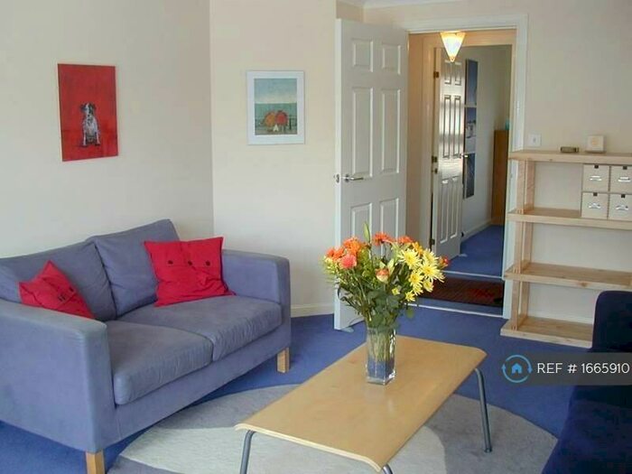 2 Bedroom Flat To Rent In New Century House, Aberdeen, AB11