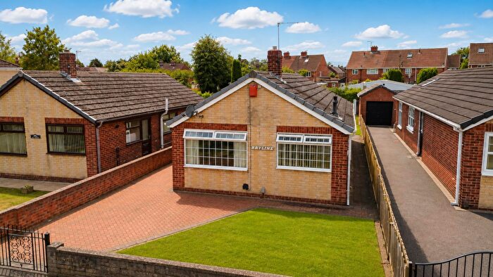 2 Bedroom Detached Bungalow For Sale In Welfare Avenue, Conisbrough, Doncaster, DN12
