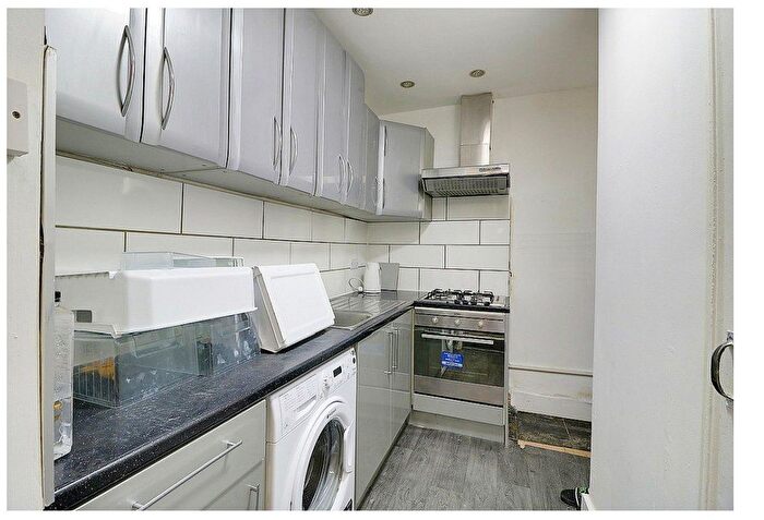 1 Bedroom Flat To Rent In Ilford, IG1