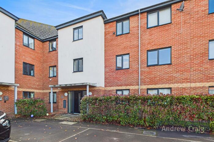 2 Bedroom Apartment For Sale In High Shields Close, South Shields, NE33