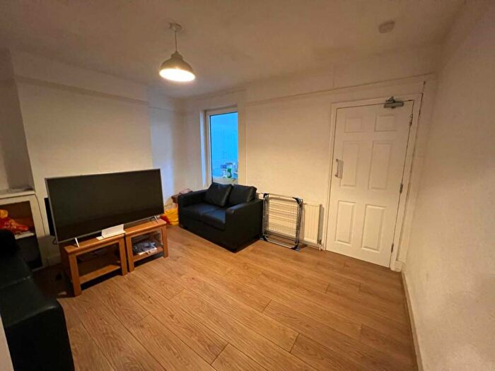 4 Bedroom House To Rent In Crescent Road, Reading, RG1
