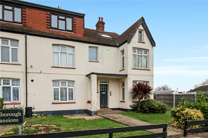1 Bedroom Apartment For Sale In Hillborough Road, Westcliff-on-Sea, Essex, SS0