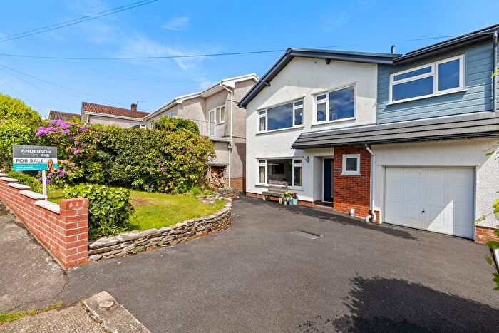 4 Bedroom Detached House For Sale In Eastland Close, West Cross, Swansea, SA3