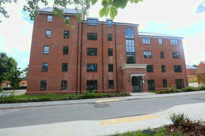1 Bedroom Apartment To Rent In Bradbury Apartments, GU11