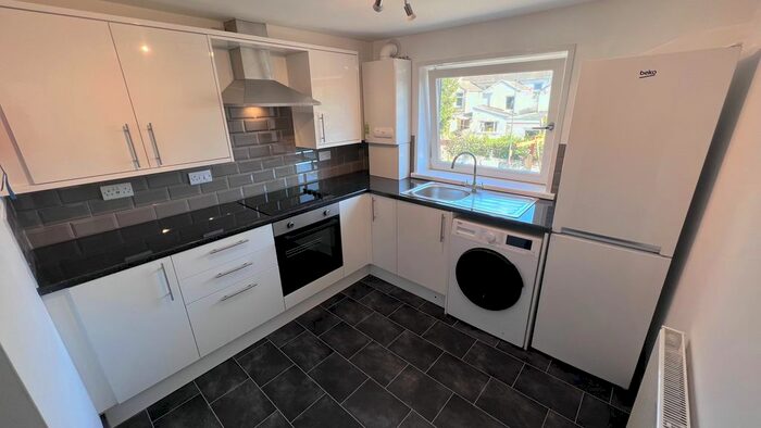 1 Bedroom Flat To Rent In King Edwards Road, Brynmill, Swansea, SA1