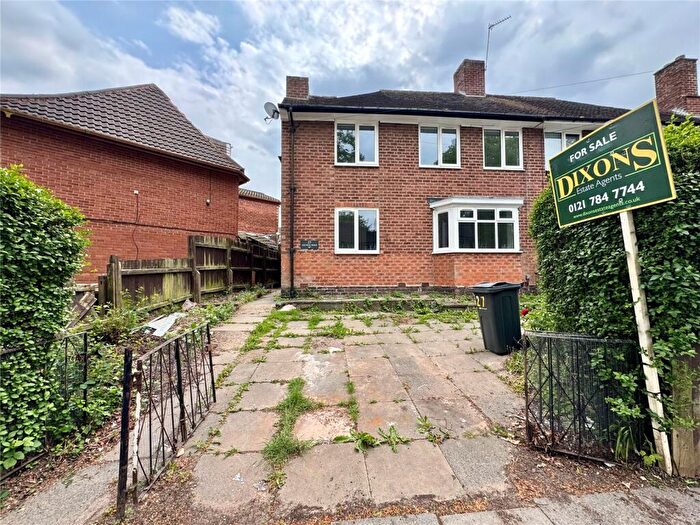 4 Bedroom Semi-Detached House For Sale In Lea Hall Road, Birmingham, West Midlands, B33