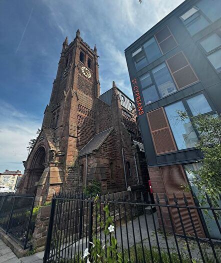 Studio For Sale In St Cyprians, - Edge Lane, Liverpool, L7