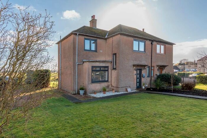 3 Bedroom Semi-Detached House For Sale In Fairfield Road, Colinsburgh, KY9
