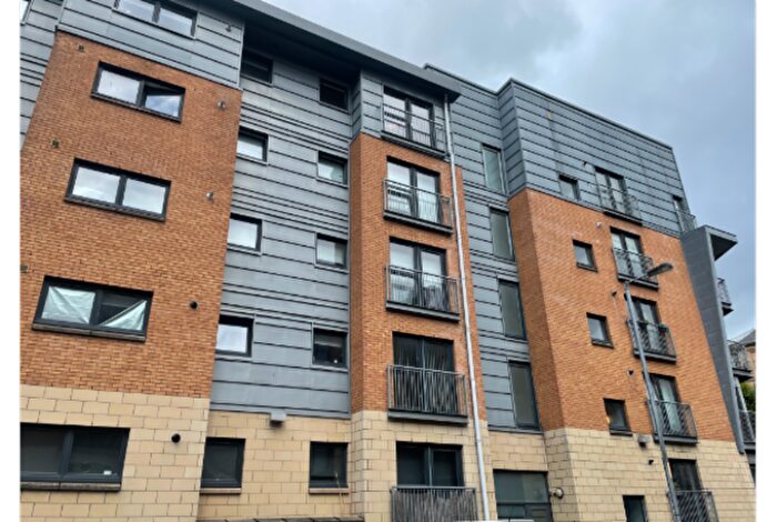 2 Bedroom Flat To Rent In , Barrland Street, G41