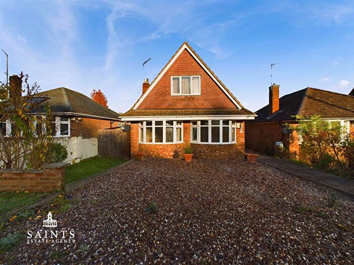 4 Bedroom Detached House To Rent In Woodland Avenue, Overstone, Northampton, NN6