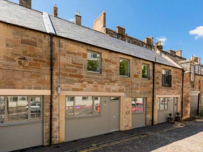 2 Bedroom Terraced House To Rent In Dewar Place Lane, West End, Edinburgh, EH3