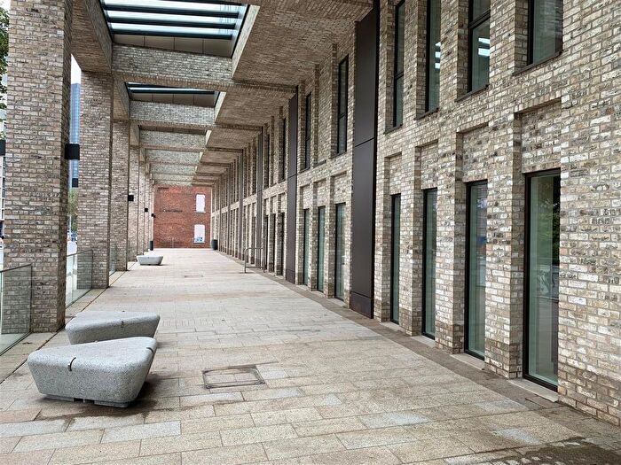 2 Bedroom Flat For Sale In Chester Road, Manchester, M15