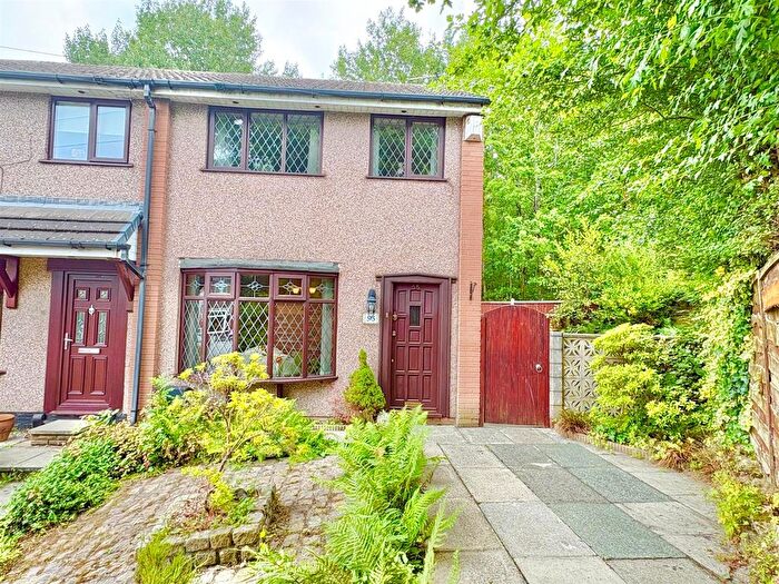 3 Bedroom Mews For Sale In Pilling Street, Leigh, WN7