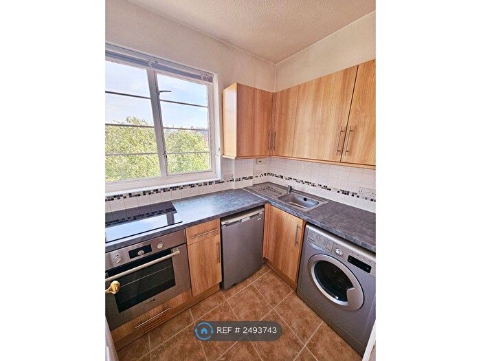 1 Bedroom Flat To Rent In Tyndalls Park Road, Bristol, BS8