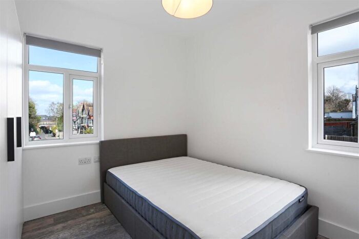 Studio To Rent In Langley Park Road, Sutton, SM2