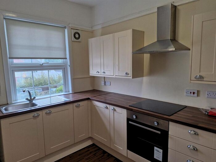 2 Bedroom Flat To Rent In Lavender Crescent, St.Albans, AL3