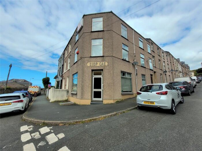 2 Bedroom End Of Terrace House For Sale In Thomas Street, Caernarfon, Gwynedd, LL55