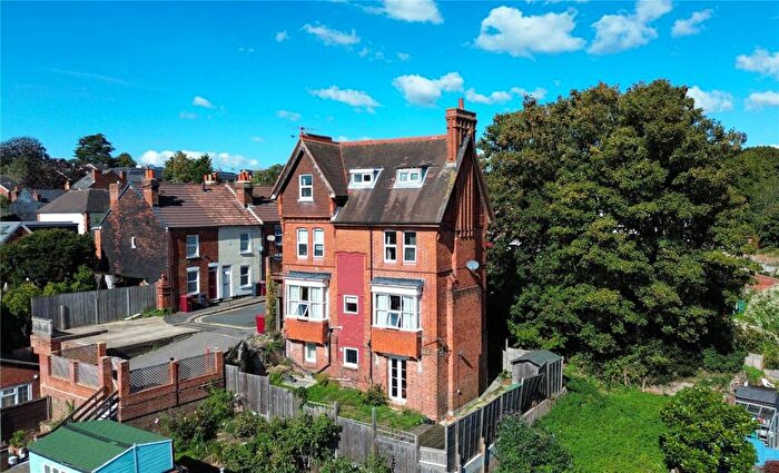 1 Bedroom Apartment For Sale In Dover Street, Reading, Berkshire, RG1